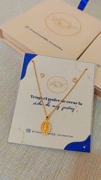 Collar Virgen de Guadalupe con Perlas
