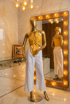 blusa de pétalos en amarillo 
